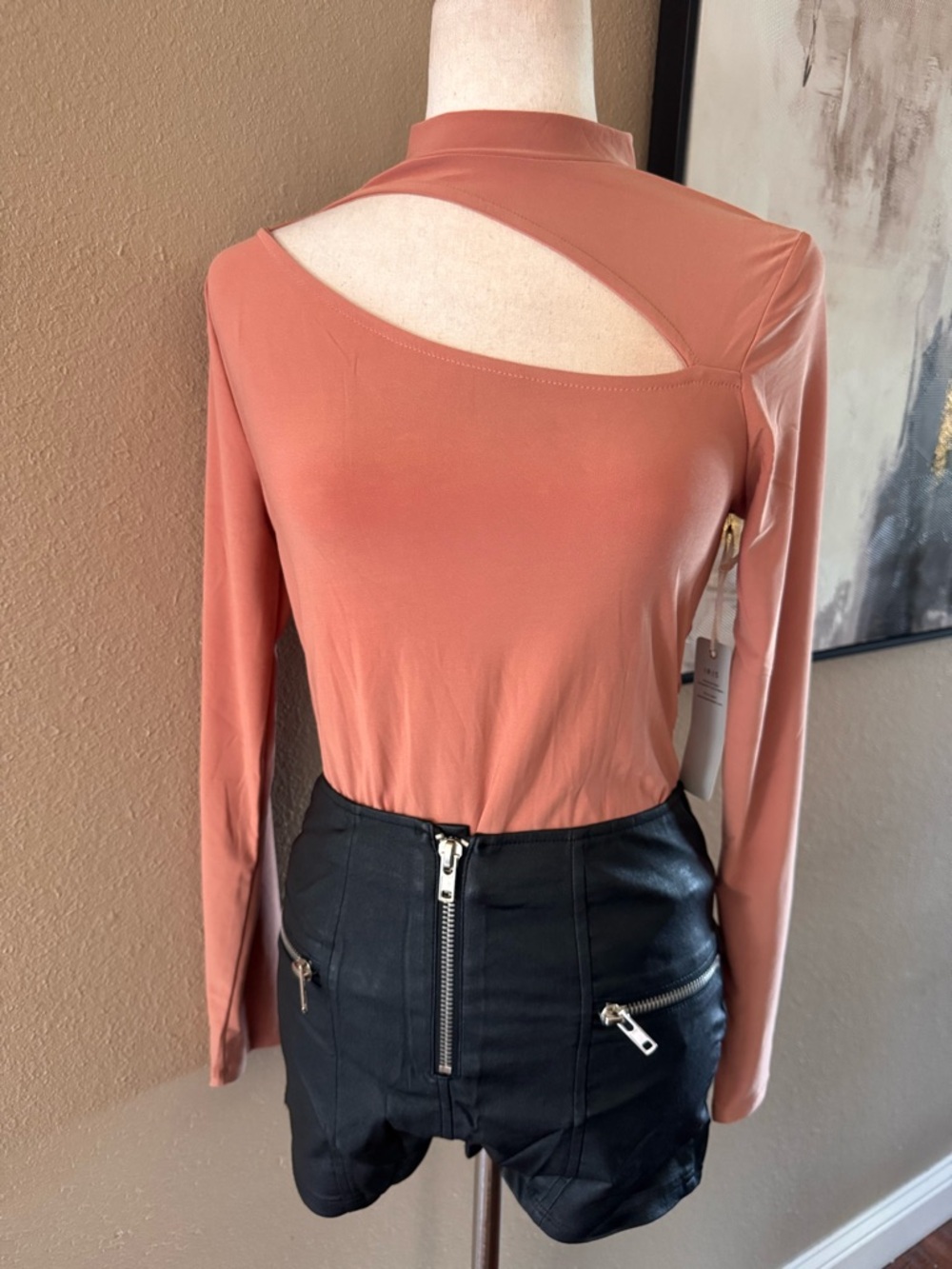 IRIS/HAUTE MONDE Long Sleeve Cutout Bodysuit - Dusty Rose - Picture 10 of 10